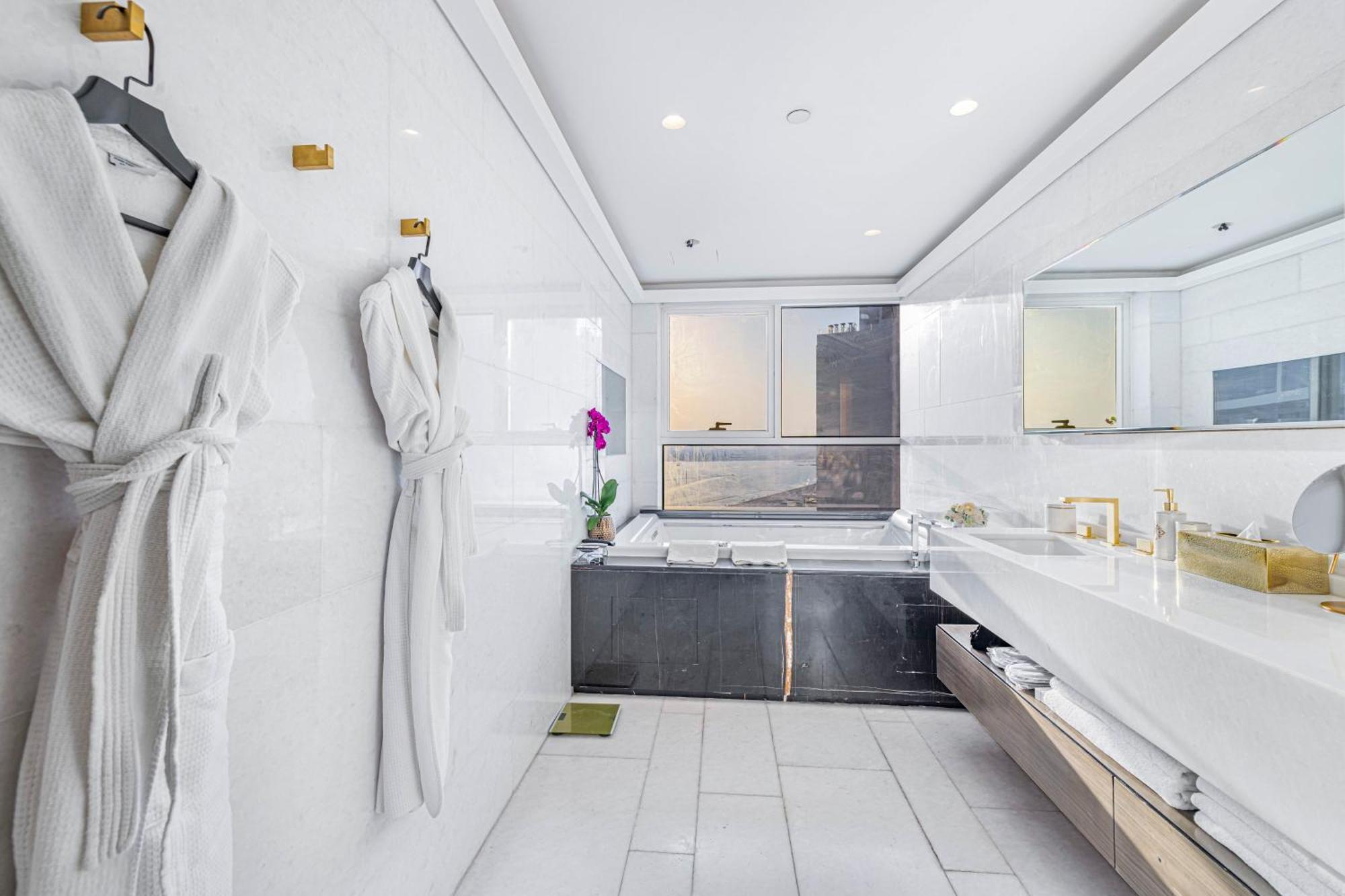 Five Palm Jumeirah 2Br Luxury Penthouse , Full Marina See View With Private Pool Dubai Exterior photo